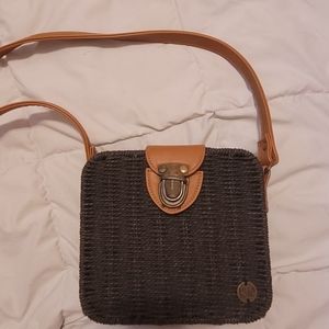 $10 off $60 ⭐️ Billabong gimmie some vintage straw crossbody bag